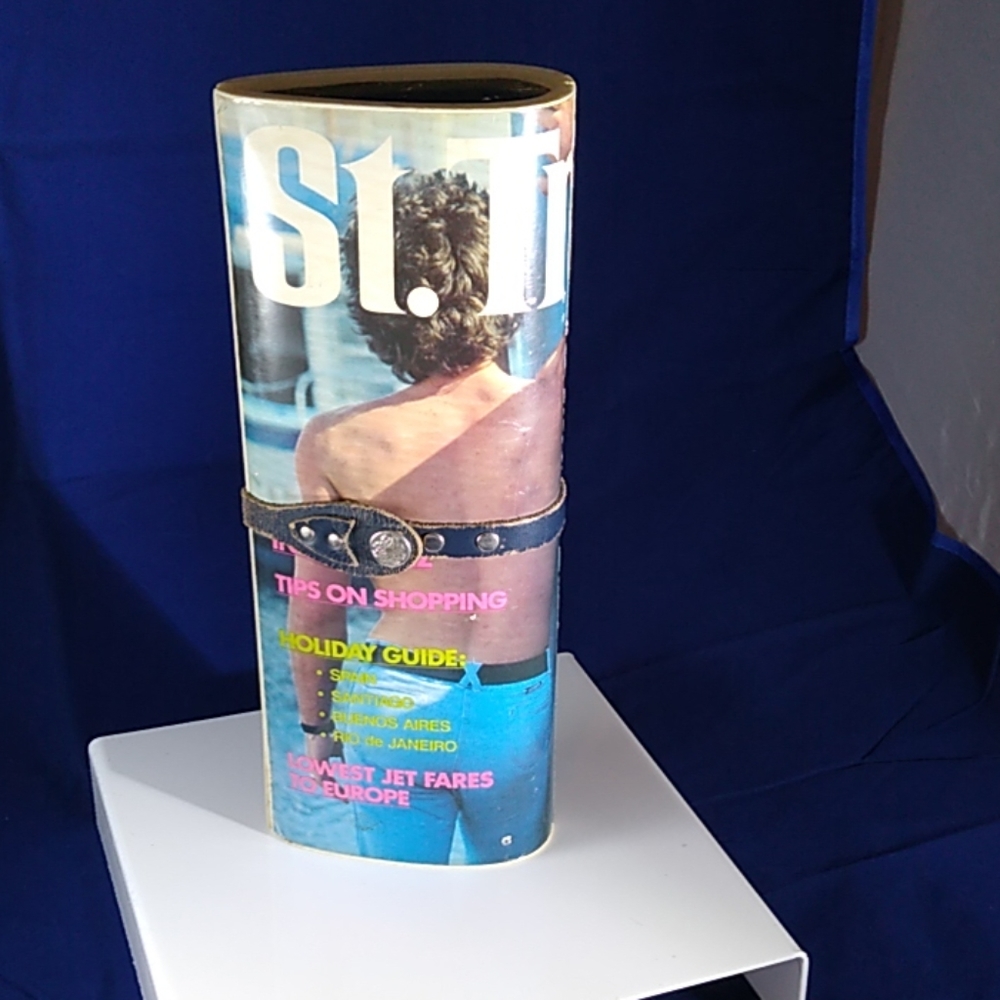 Iconic vintage 70s magazine cover clutch